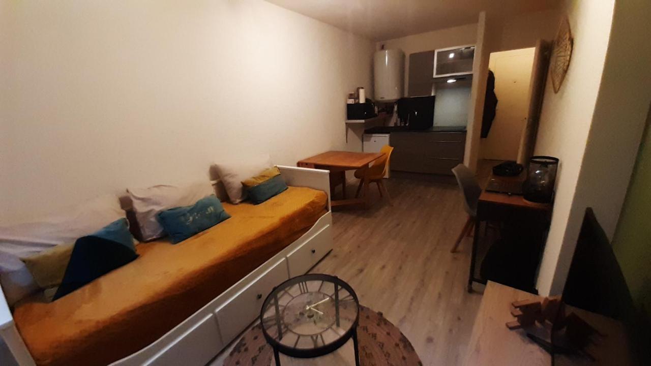 Studio 202 au 15 rue Battant à Besançon Extérieur photo